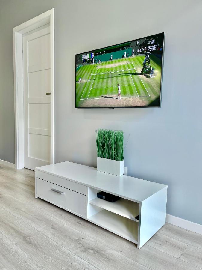 Modern Green Apartment Краків Екстер'єр фото